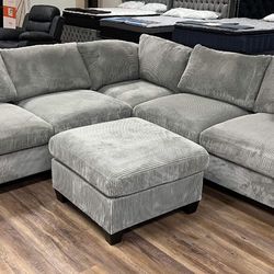 New 99x99 gray sectional couch with ottoman / free delivery