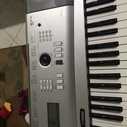 Yamaha Keyboard 225 YPG With stand And Power Cord
