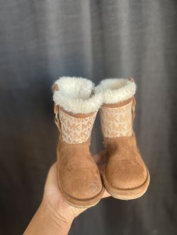 Baby girl MK Boots Size 5