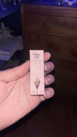 Pillow Talk MATTE revolution (tag still attached)long lasting lipstick