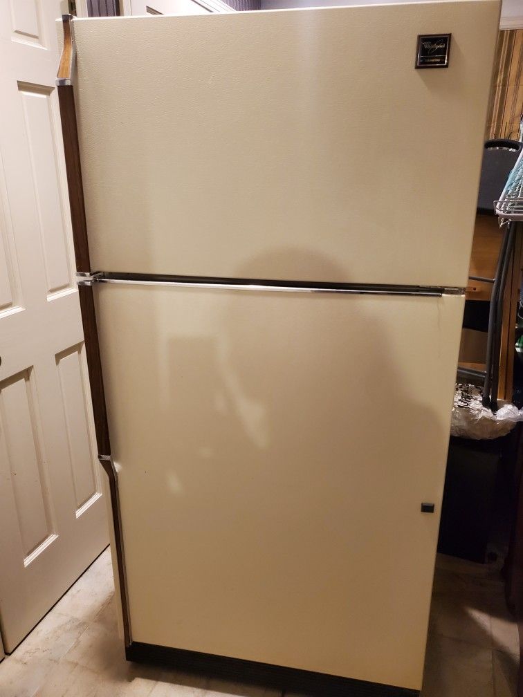 Free Working Refrigerator 