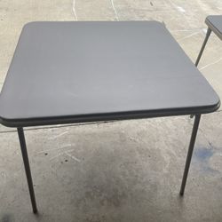 Vintage Card Table.       30 Dollars 