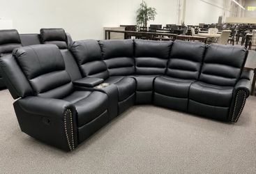 New recliner sectional couch / free delivery