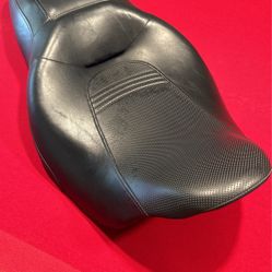 09’-13’ Harley Davidson Touring Seat