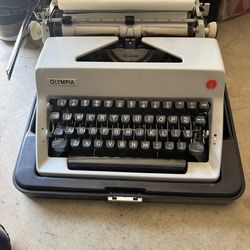 Olympia Manual Typewriter