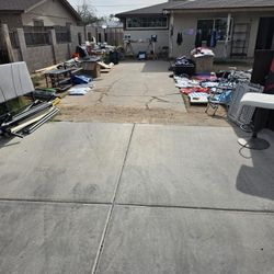 Yard Sale. 2101 N 28th St Phx 85008