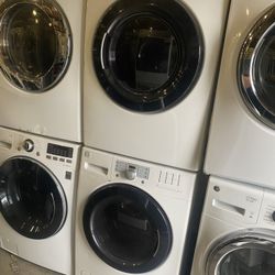 KENMORE XL CAPACITY WASHER & DRYER ELECTRIC STACKABLE SET