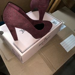 Juicy Couture Burgundy Pumps Size 8