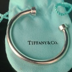 TIFFANY & CO STERLING SILVER CUFF BRACELET 