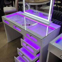New Modern Vanity Desk and Vanity Led Mirror W/ Built-in Bluetooth speakers!