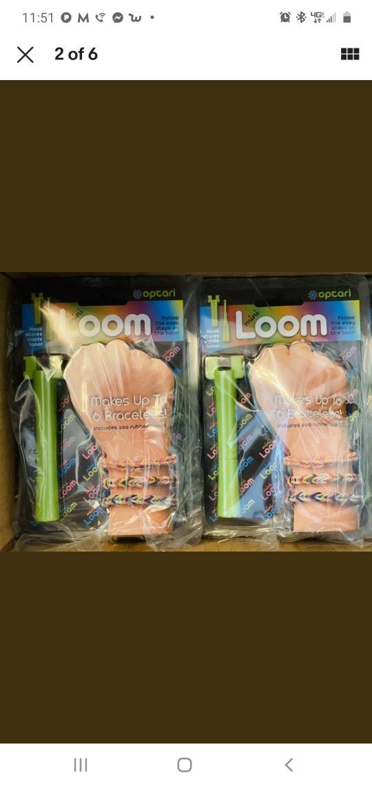 Makes up to 6 bracelets Includes 200 rubber bands Assorted colors A great starter kit The Optari Mini Loom gives kids everything they need to make