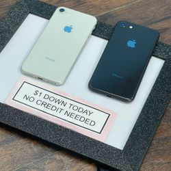 Unlocked iPhone 8 📱 – Compatible with All Carriers! Get Yours Today!-Smartphone