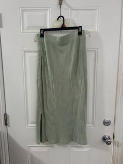 Knit pencil skirt