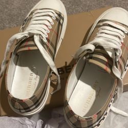 Burberry Larkhall Vintage Check Canvas Sneakers 