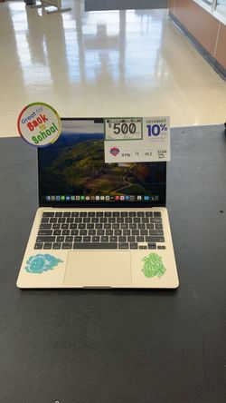 Apple MacBook Air 13-inch M2