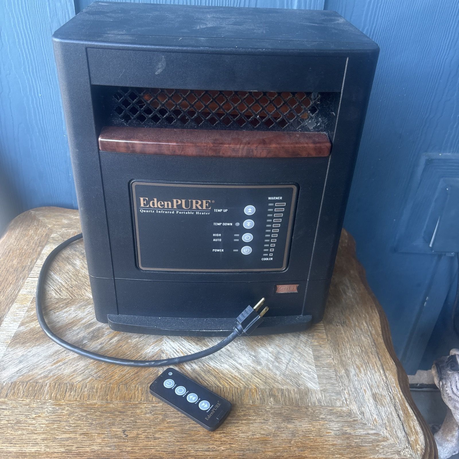EdenPURE Personal A4887/RTL Quartz Infrared Portable Heater 45KX 1000W Black
