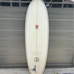 Russell Displacement Hull Surfboard 