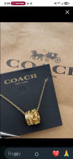 Coach neakles