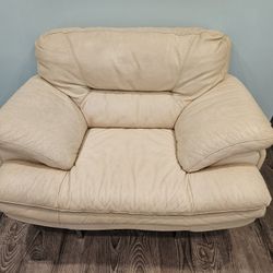 Real Expensive Leather Sofa set for Sell