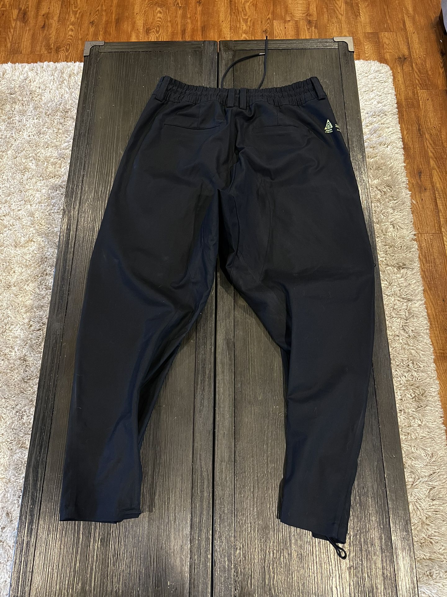 NikeLab ACG Black Cargo Pants AQ3524-010 Size Medium for Sale in