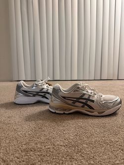 Asics gel-kayano 14 white cream (size 10)
