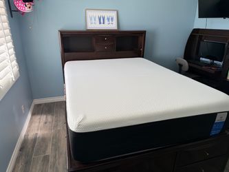 Queen bed and mattress