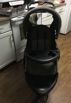 Baby Trend Expedition Jogging Stroller