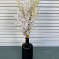 Home Decor - Model Home Decor 