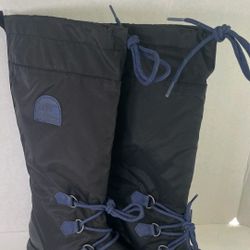 WOMEN'S SOREL BOOTS