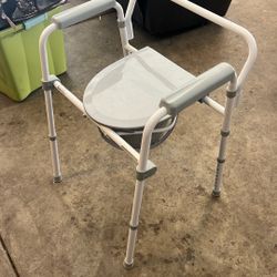 Portable Bedside Toilet