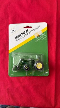 ERTL JOHN DEER 6400 Tractor