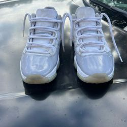 Jordan 11 Cement Grey Size 11