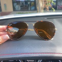 Rayban aviators 