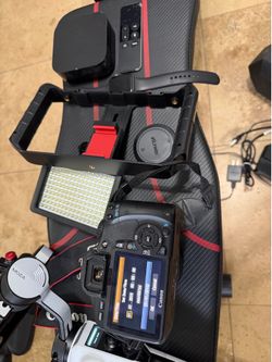 CONTENT CREATOR BUNDLE - Fast Sale! ⚡️ Selling my complete pro-style filmmaking/vlog setup for a huge discount. I need this gone today. This is the ul