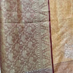 Red Scarf (traditional:Indian/Bengali/Pakistani) 