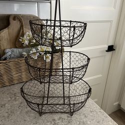 Metal Chicken Wire Tiered Tray $15