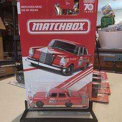 Matchbox Mercedes Benz 229 Se Sedan Red. Ed.