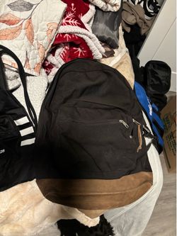 Black jansport backpack