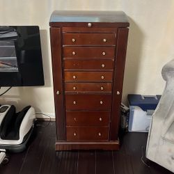 Jewelry  Chest. 
