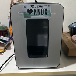 Mini Fridge 