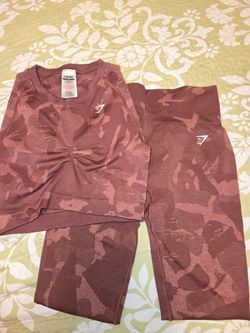 Gymshark 40 [ obo]