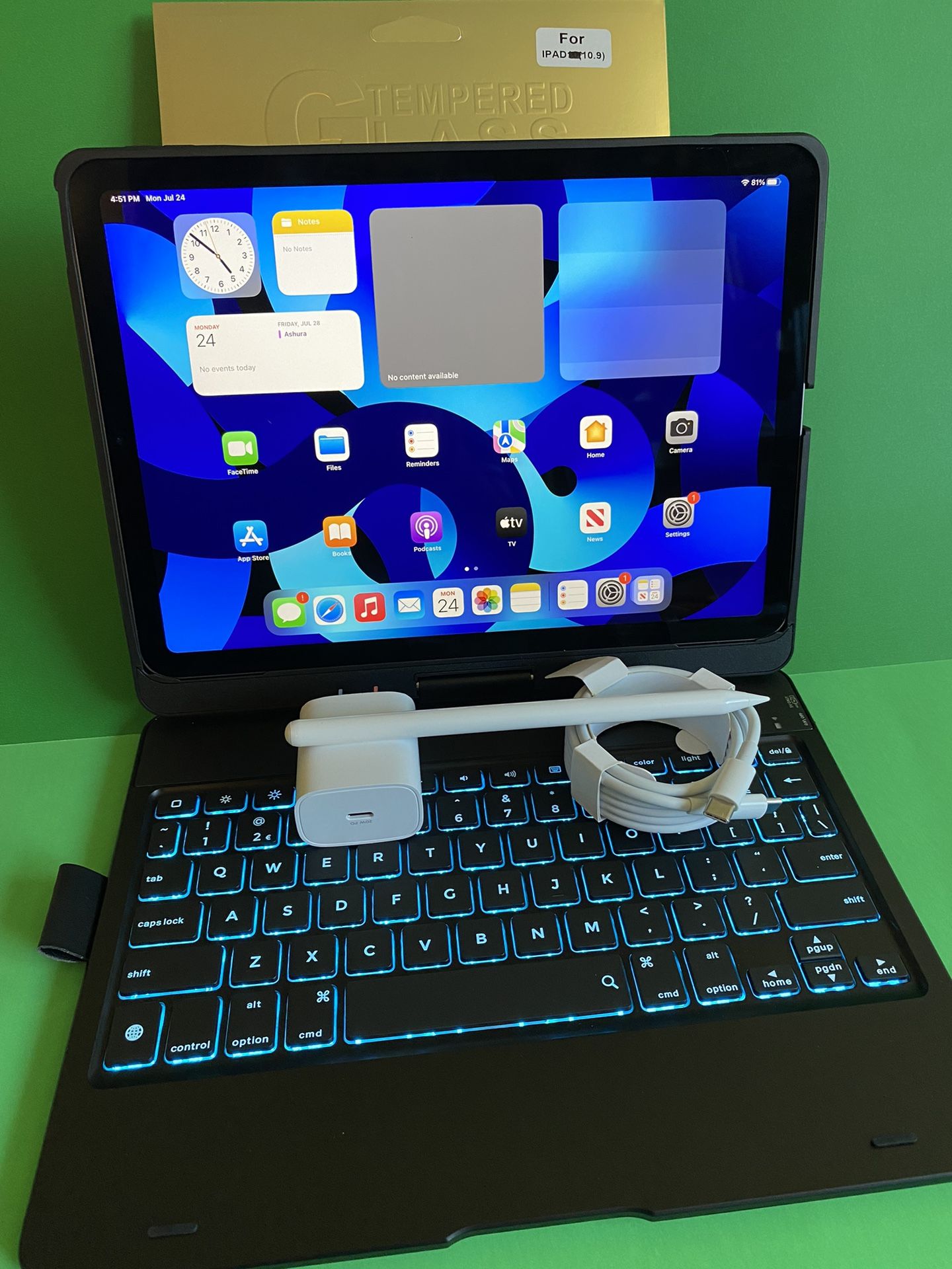 Apple IPad Air 5th Generation (10.9” Liquid Retina/ M1 chip / Latest Model) 64GB with pen, keyboard case & Accessories (256gb $599),All Products : American Fashion Style Bags On Sale