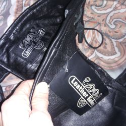 New Xs Woman's Leather Gallery Chaps