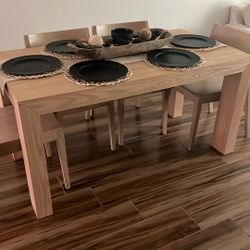 Dining Table & Chairs