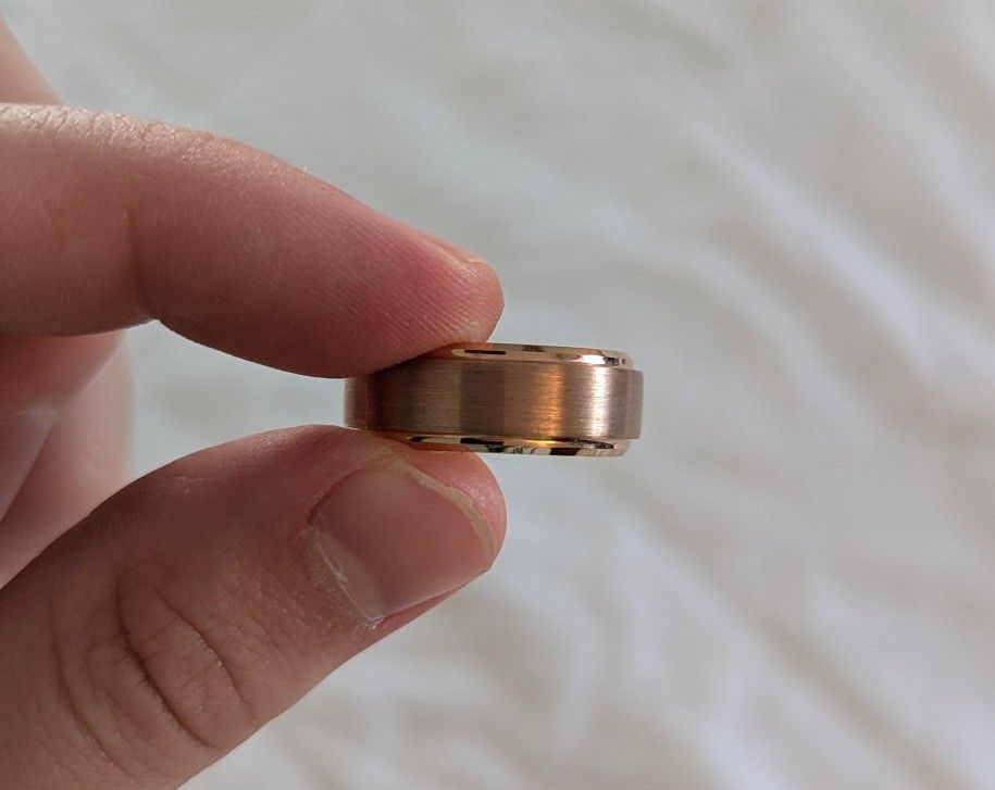 JVL Jewelry Rose Gold Tungsten ring for Men - 7.5 ring size