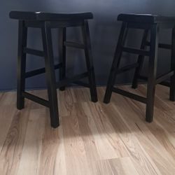 2 Stools