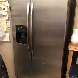 Amana Refrigerator And Freezer II