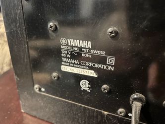 Yamaha YST-SW012