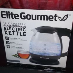 ELECTRIC KETTLE 