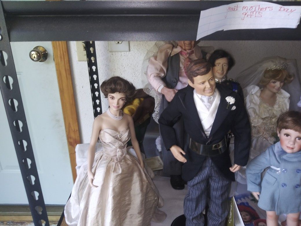 17 Inch Porcelain Dolls Beautiful Shape $50 A Piece Will Sell The Whole Lot For One Price